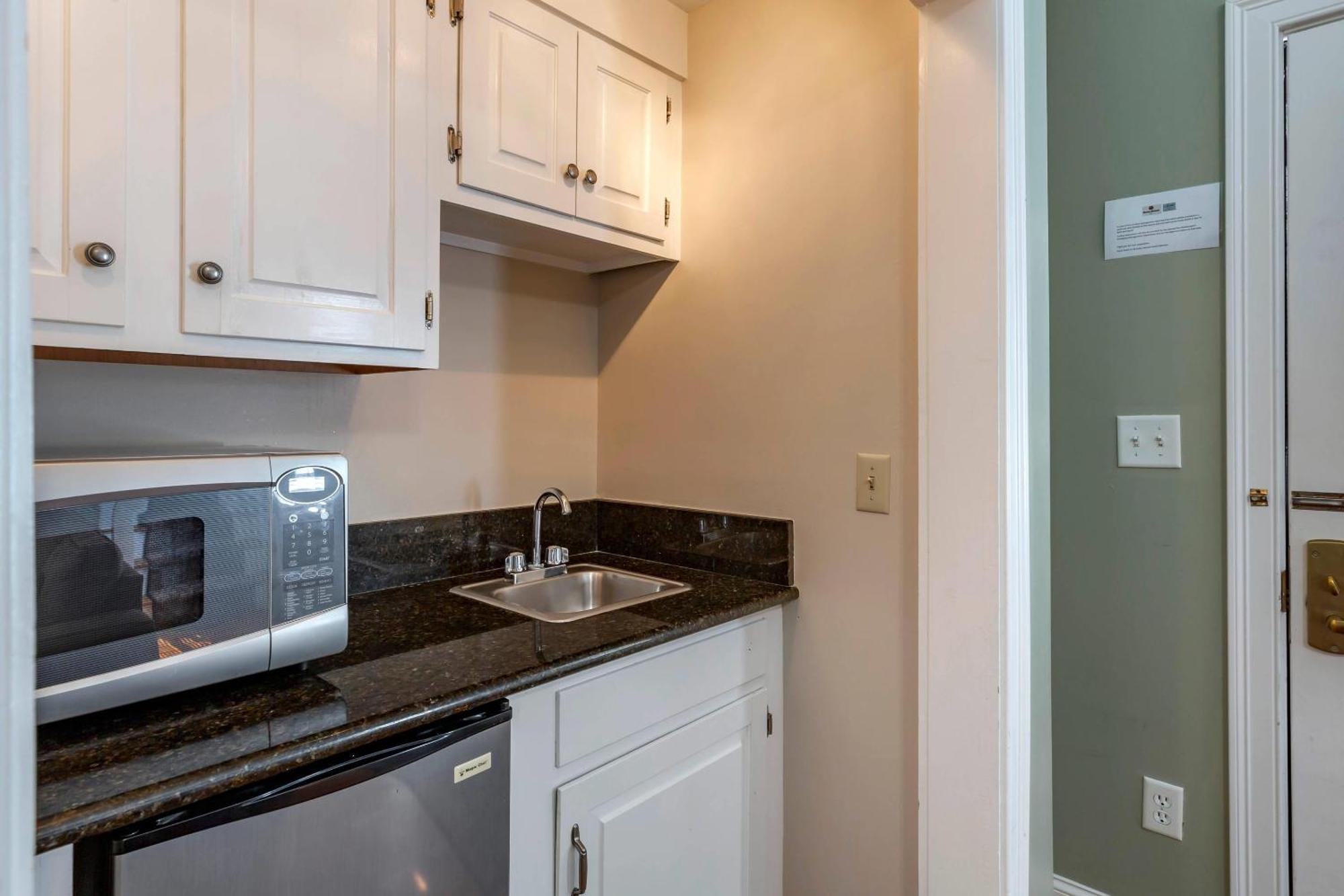 Essex Street Inn & Suites, Ascend Hotel Collection Newburyport Eksteriør billede